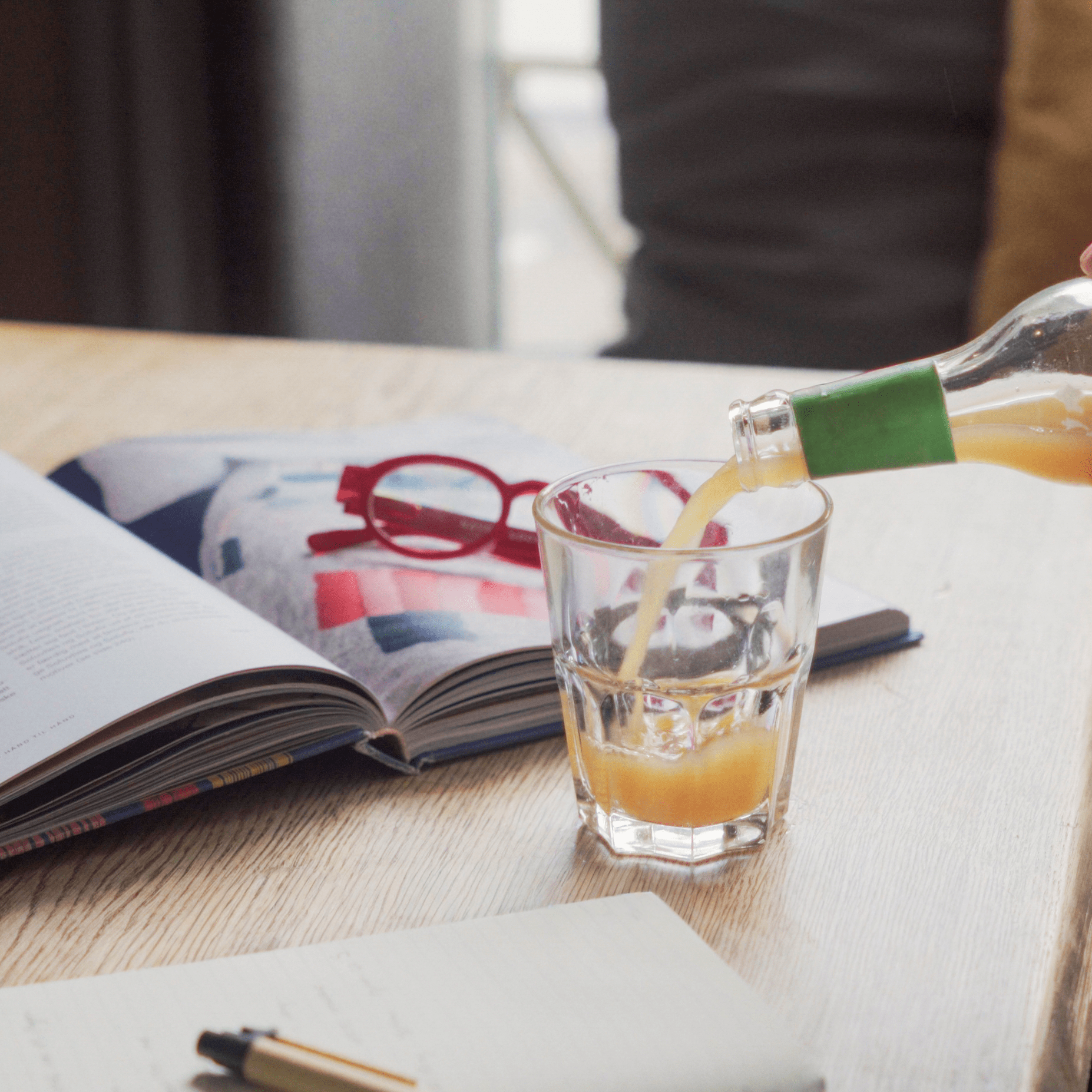 Læsebriller Circle Twist - red